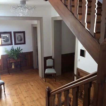 Homestay Au Petit Chateau Tourcoing